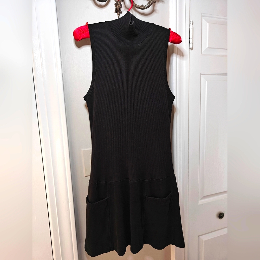DKNY Black Sleeveless Mini Knit Sweater Dress | Size Medium (EUC)